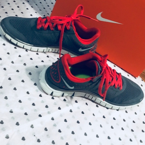 Nike Free 4.0 V2 Women’s Sz 5.5 - Picture 1 of 7